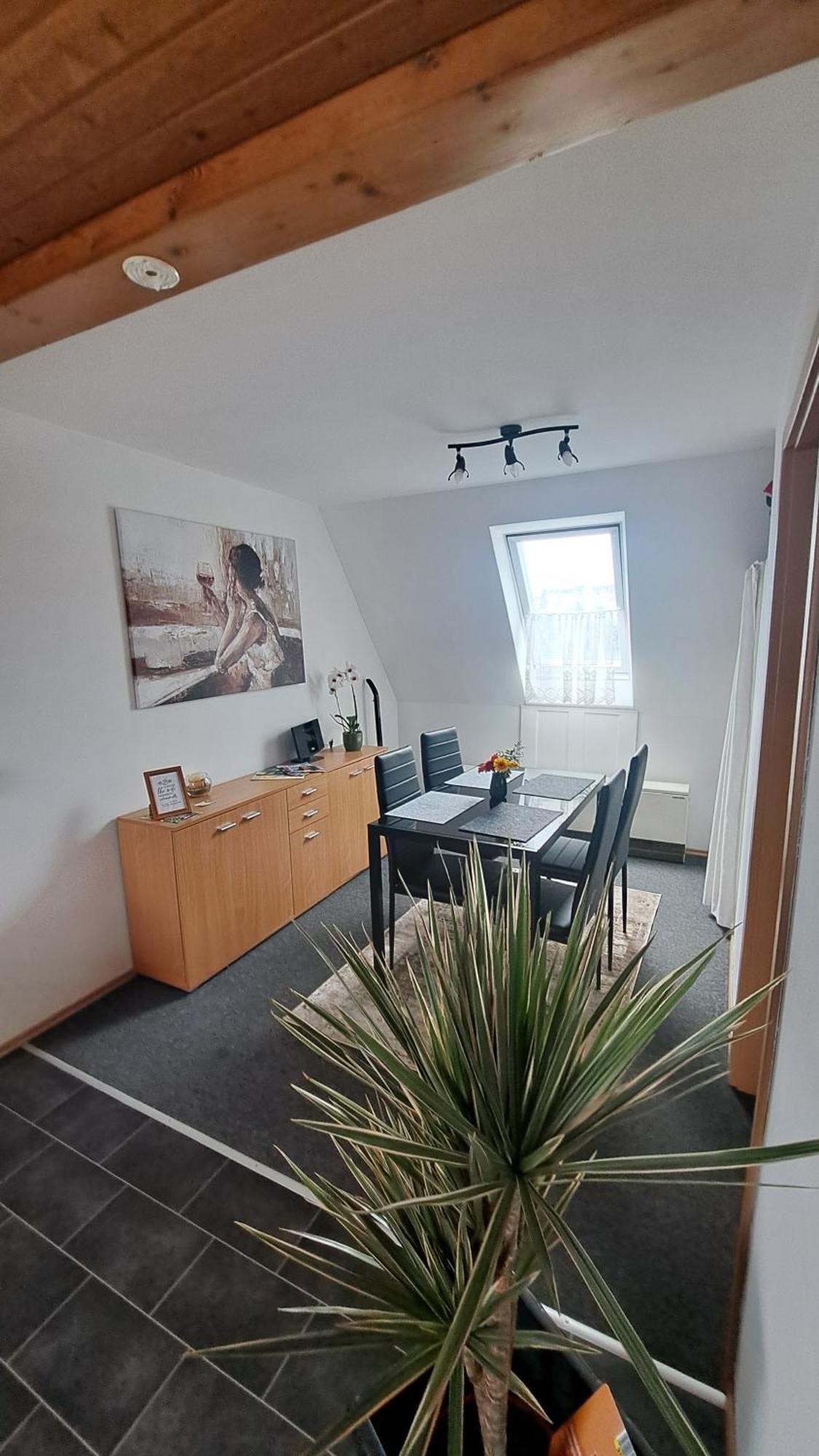 Cosy Retreat In Friolzheim Apartment Bagian luar foto